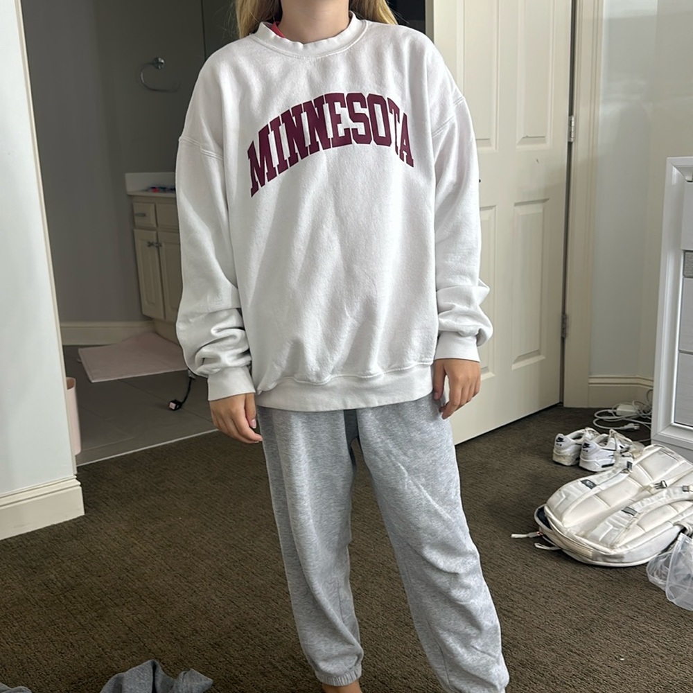 MINNESOTA CREWNECK WHITE